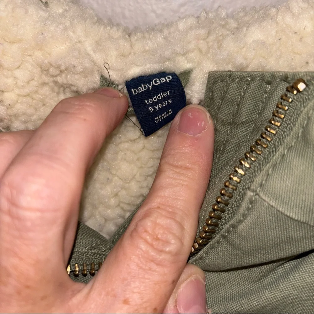 GAP Kids Olive Green Hooded Jacket Size 5 - Picture 2 of 6